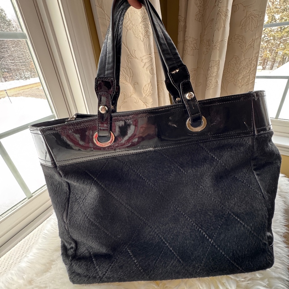 Authentic Chanel tote bag